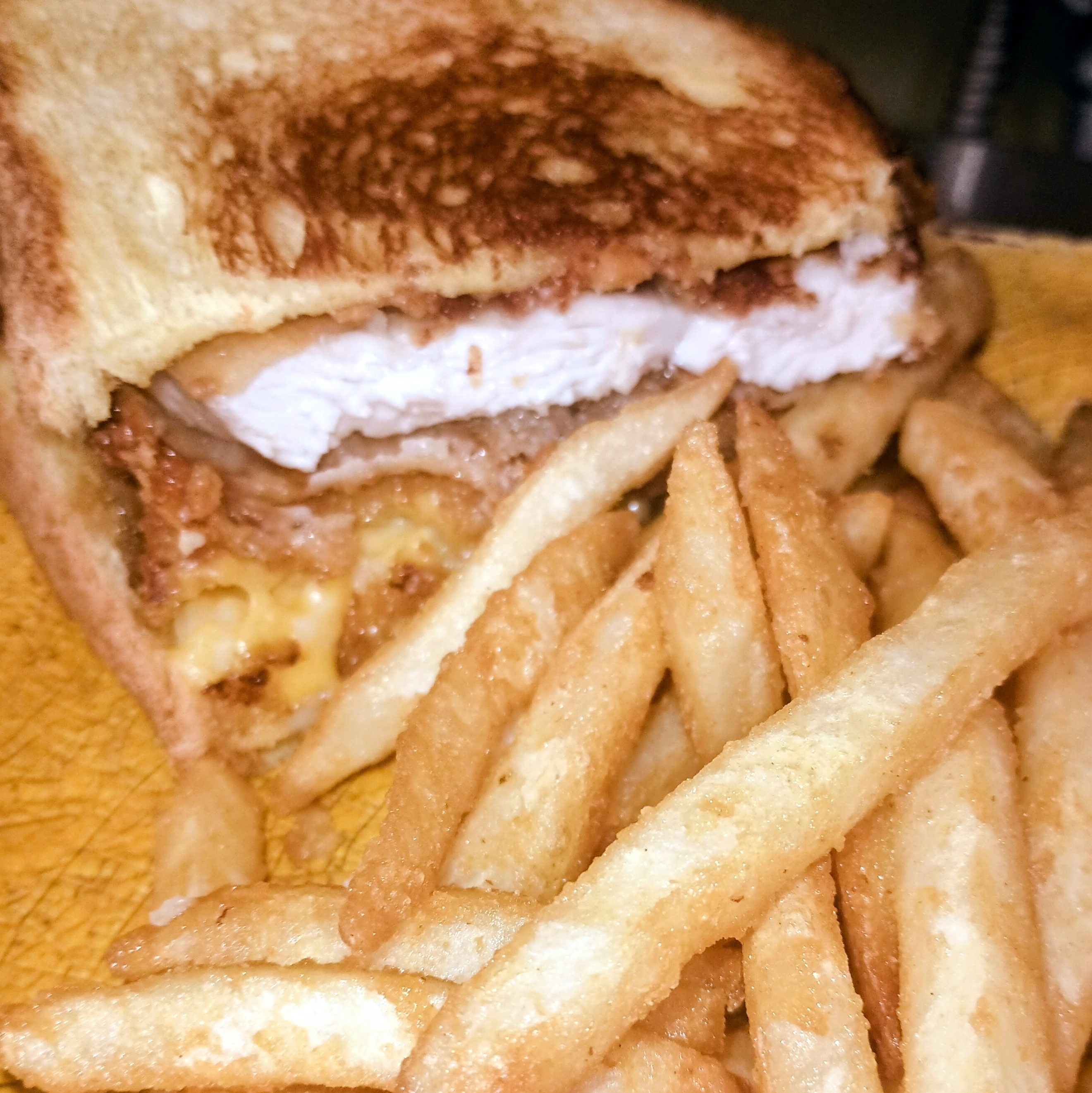 Jam Chicken with Fries.