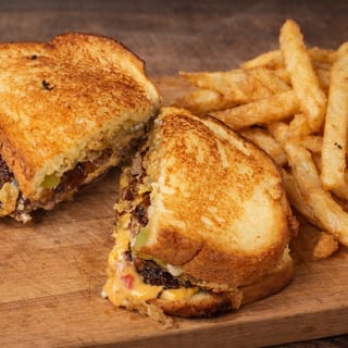 Auggie Smash with Fries